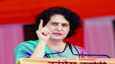 प्रियंका के लिए पिच तैयार!
