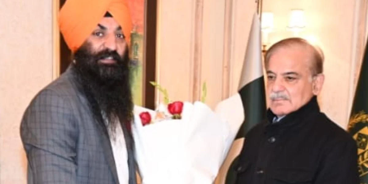 पाकिस्तानी पंजाब में पहला सिख मंत्री