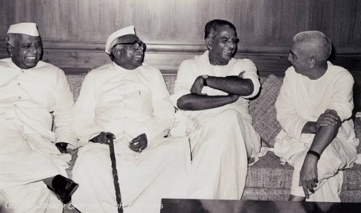 गोबर नैतिकता और जनता सरकार