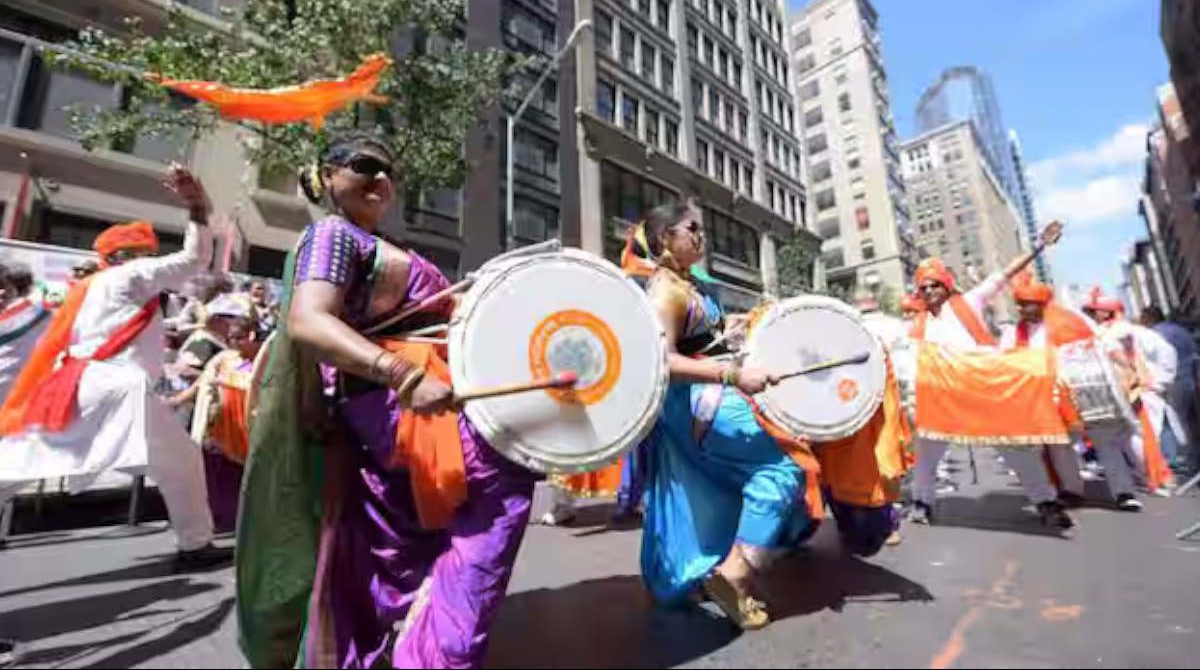 न्यूयॉर्क इंडिया डे परेड में राम मंदिर झांकी को लेकर हुआ धार्मिक विवाद 