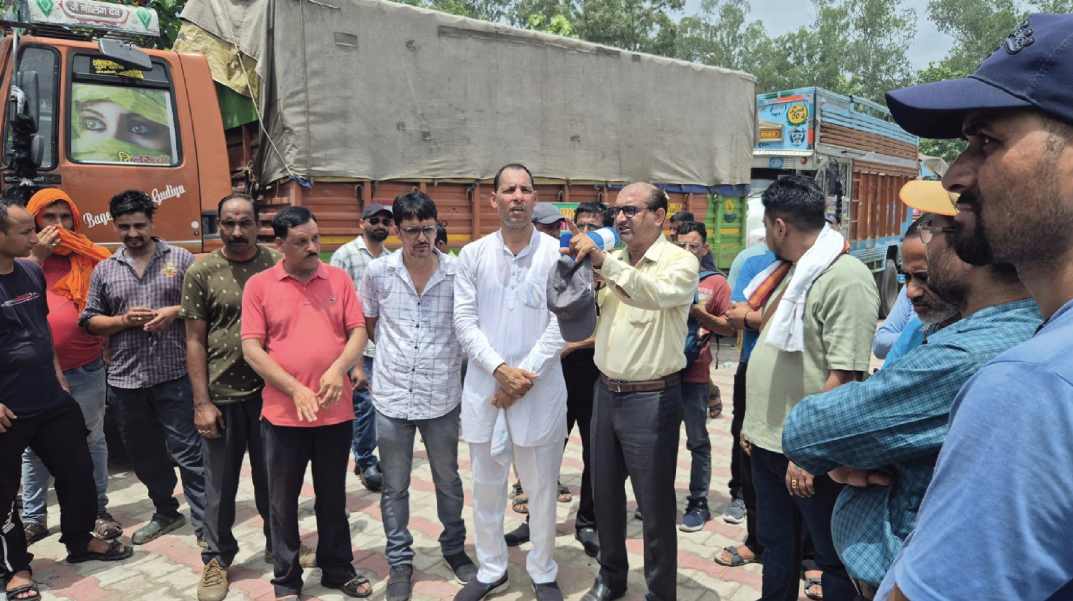 लोकप्रियता के शिखर पर पनेरू