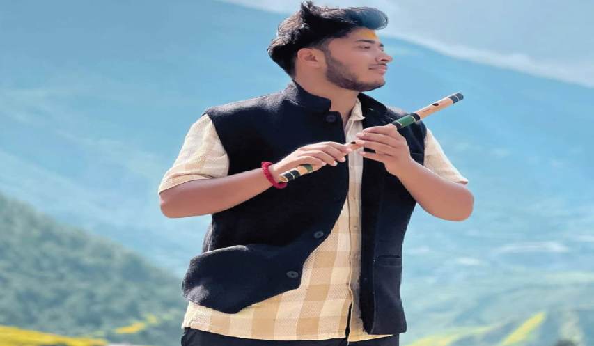पहाड़ों पर गूंज रही सुमित की धुन