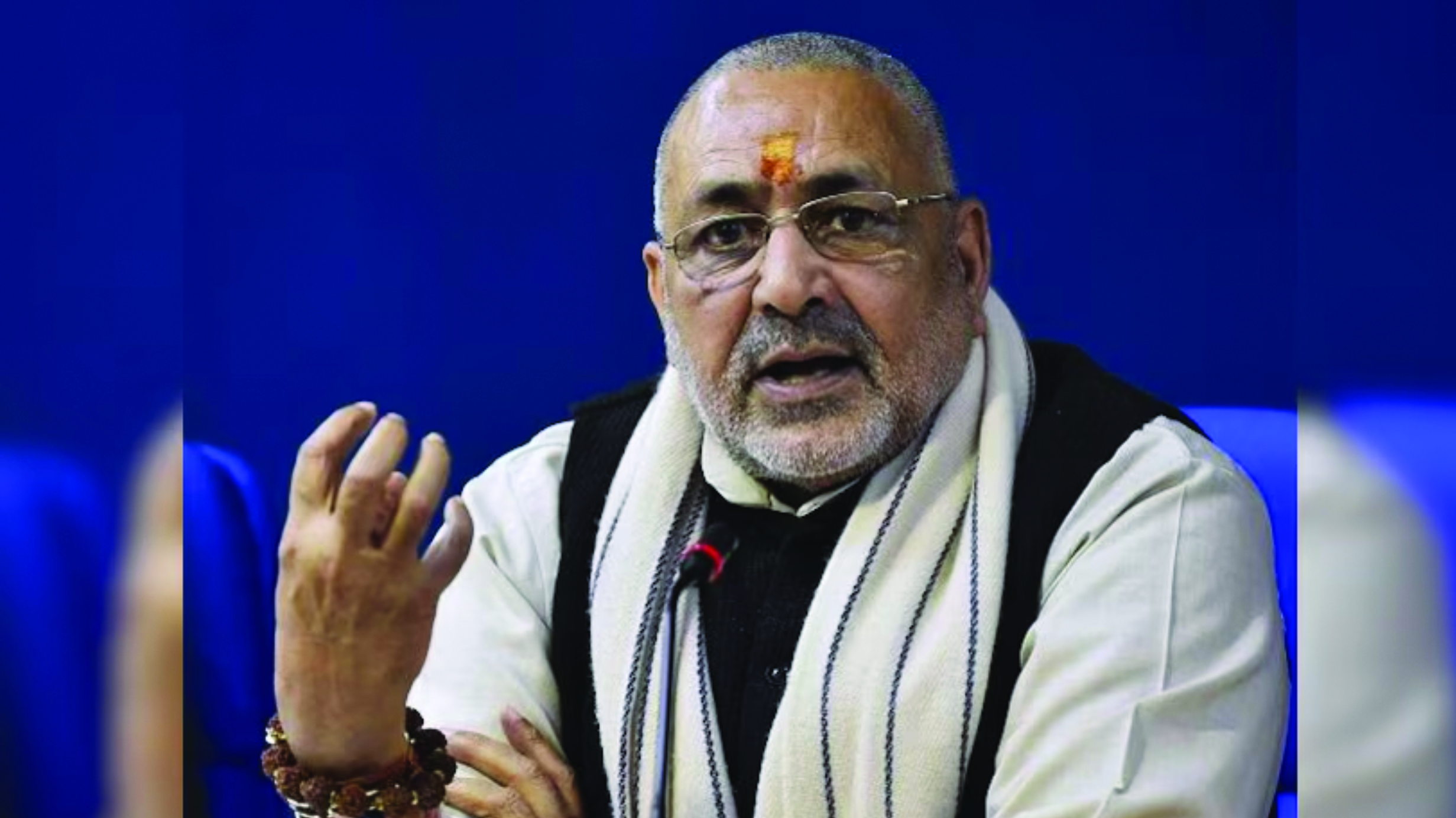 गिरिराज का ‘नवीन’ प्रेम, सकते में मांझी