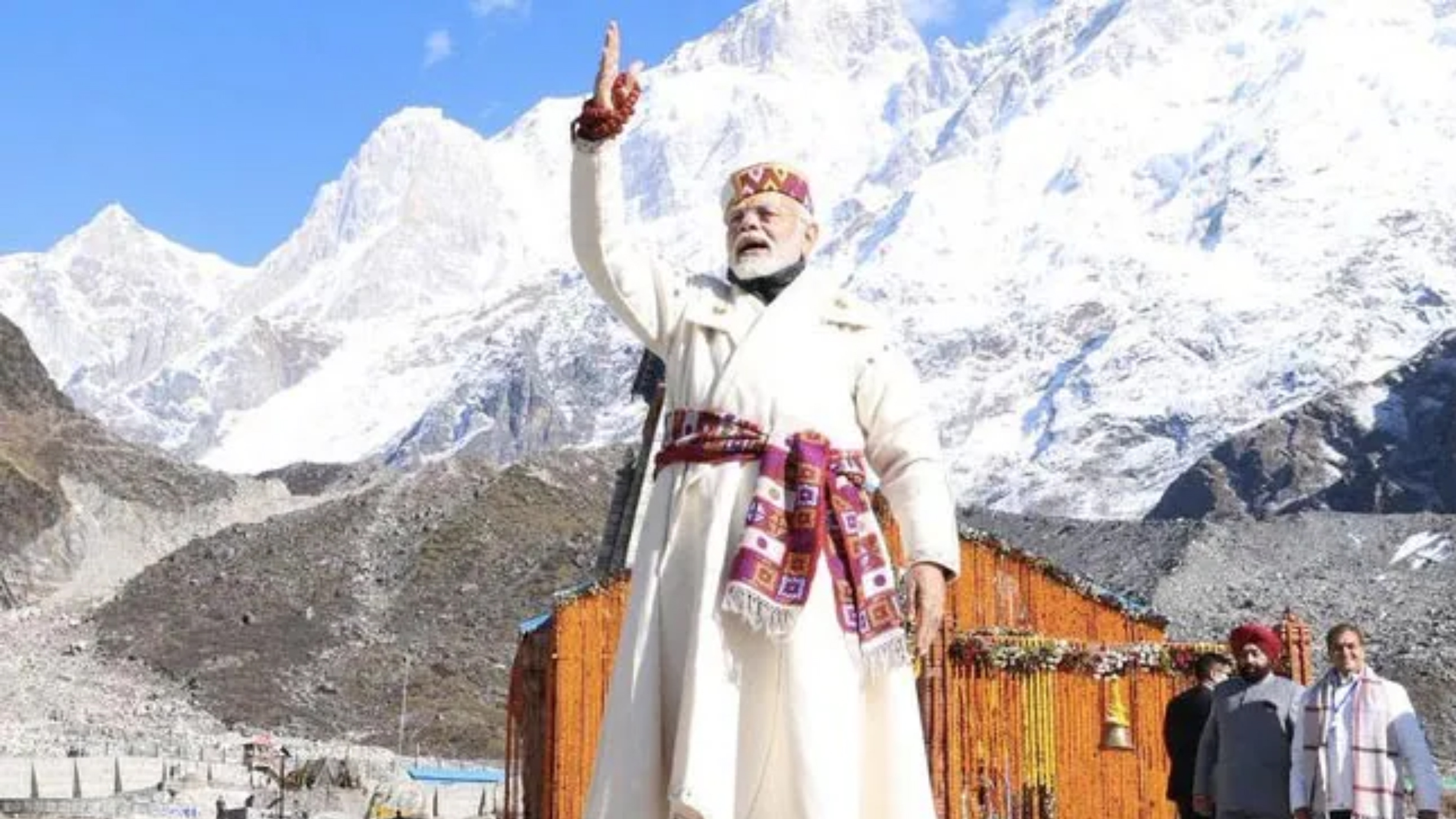 मोदी का पहाड़ प्रेम