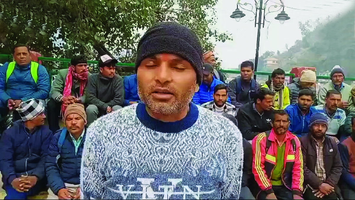 खनन पर रोक, रोजी पर चोट