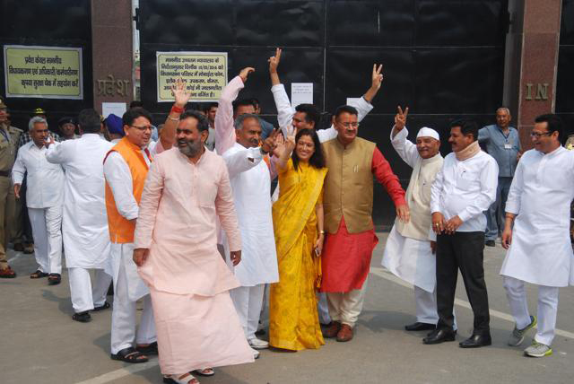 भूलाए नहीं भूलता मार्च 2016/भाग-3