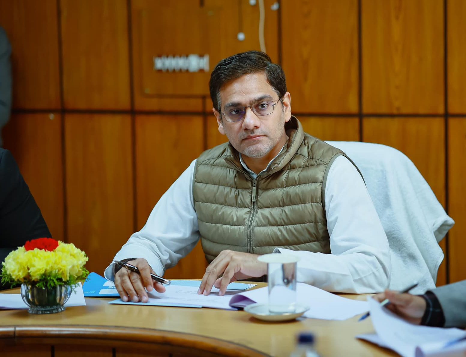 ‘मुख्यमंत्री संग मेरे रिश्ते बेहद घनिष्ठ हैं’