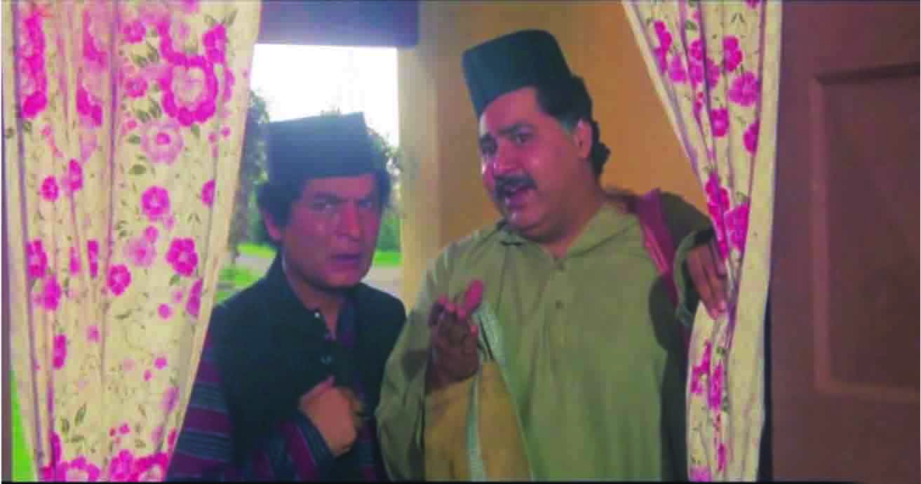 हुए अस्त हास्य के दो सूर्य