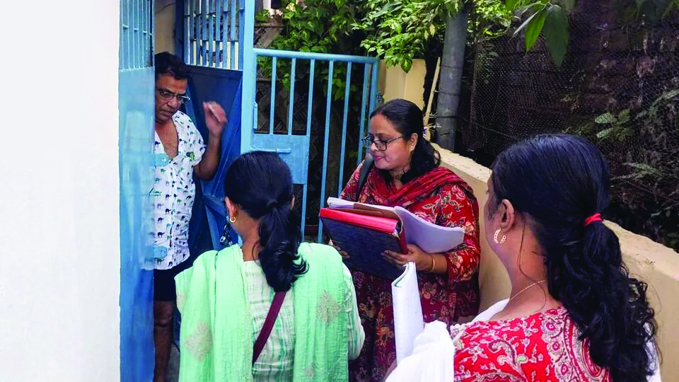 भारी दबाव में बीएलओएसआईआर सुधार या संकट?