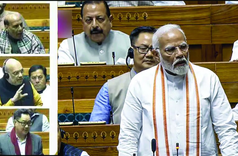 नरवणे की किताब, चीन सीमा, अडानी और अमेरिका तक फैला राजनीतिक घेरासंसद सत्र में घिरती सरकार
