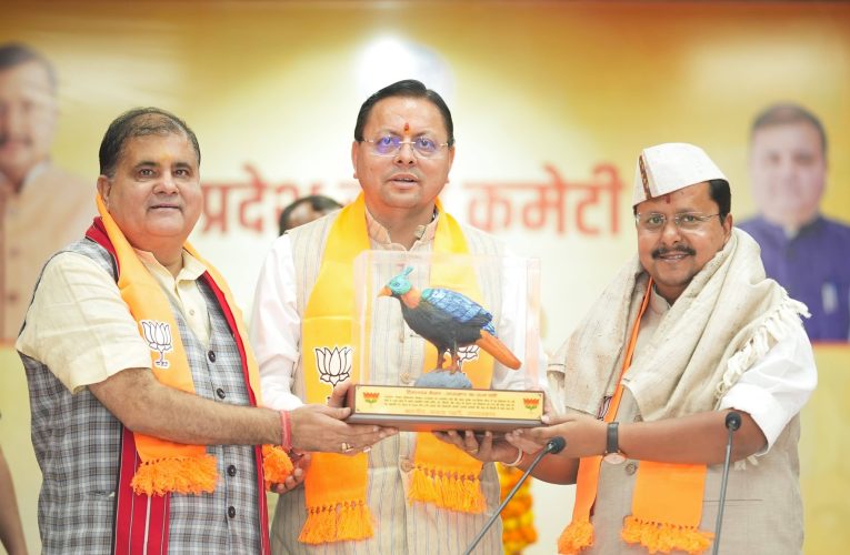 जंग को धार, विरोधियों पर वार