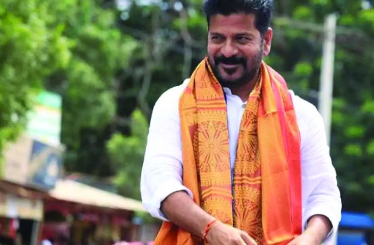 भगवामय होते रेवंत
