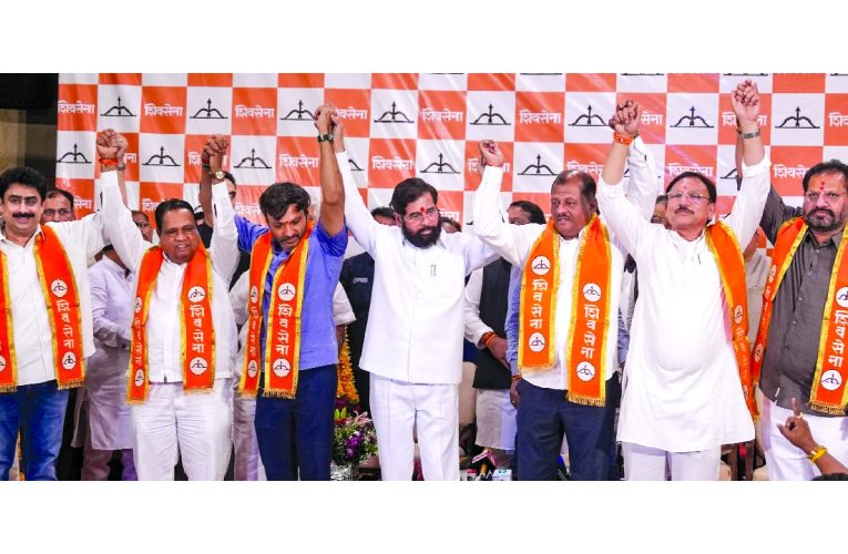 ममता के बाद उद्धव को झटका