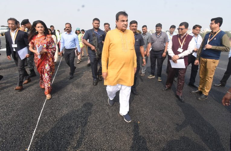 नैतिकता का आखिरी एक्सप्रेस वे सवालों के कटघरे में गडकरी