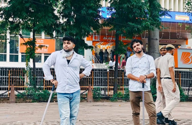 मरता हुआ लोकतंत्र